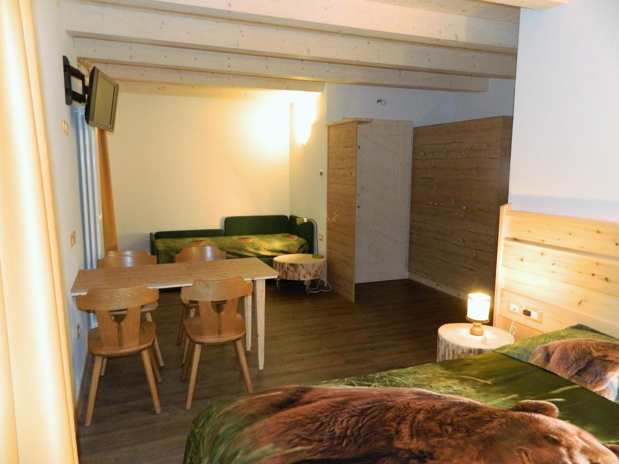 Hotel Ganzaie Daiano Buitenkant foto